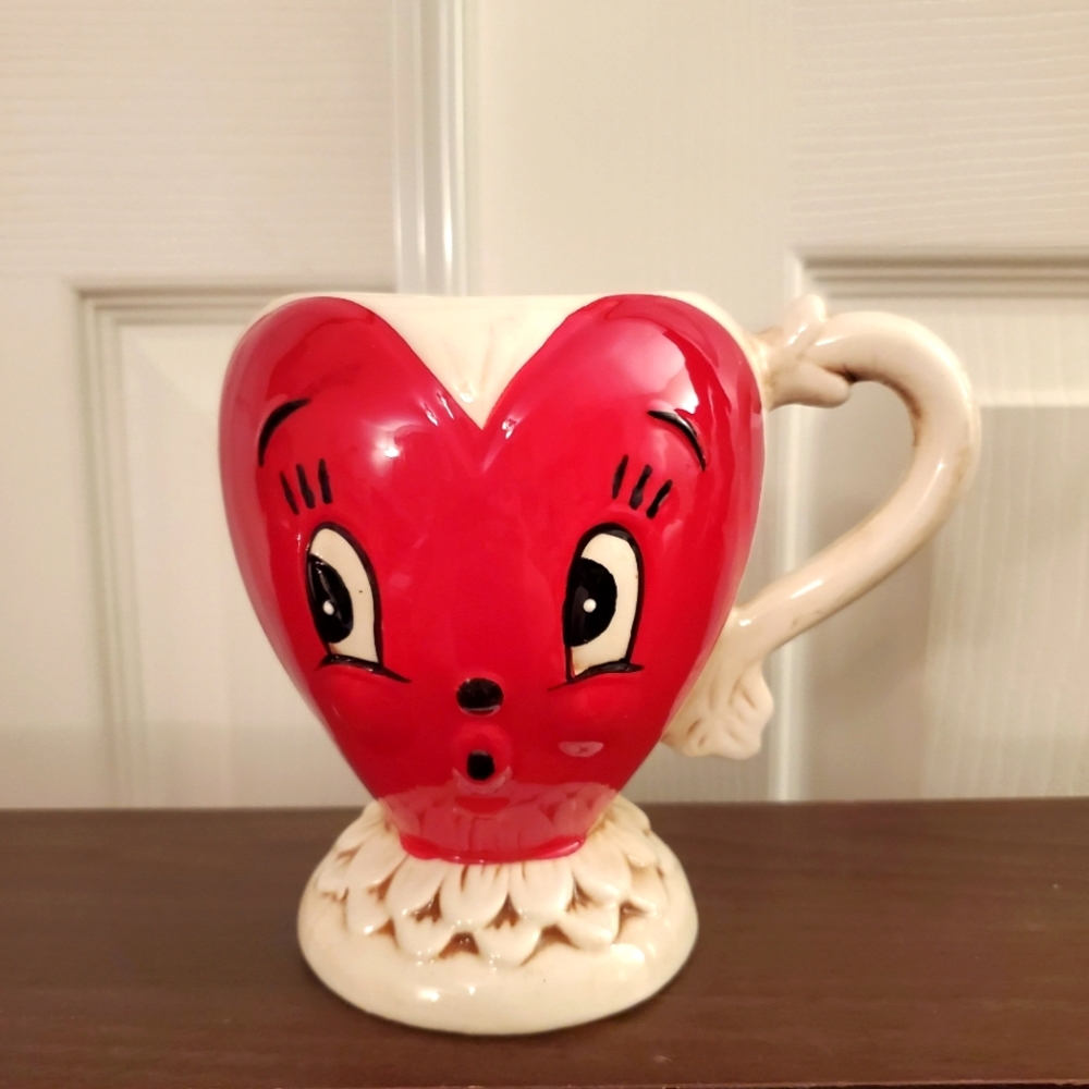 Johanna Parker White Valentine's Day Big Red Heart Mug BNWT